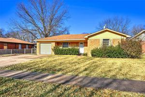 613 E Centennial Street