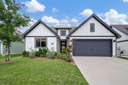 11204 W Pond Drive