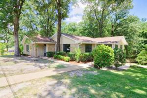 20519 Clearwater Circle