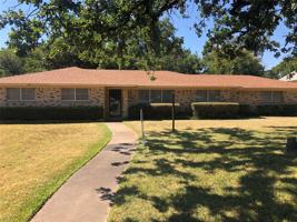 726 W Elm Street
