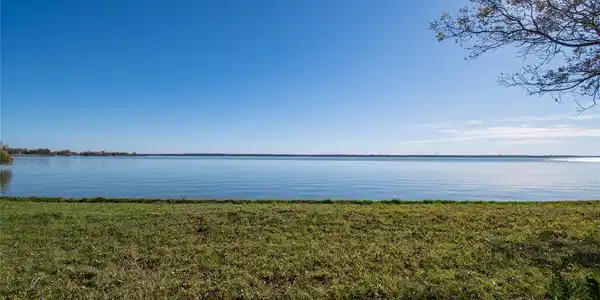 L315 The Shores Drive