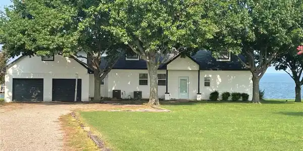 1536 Carter Drive