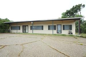 2433 S FM 315
