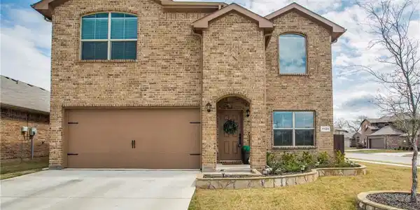 1125 Emerald Leaf Drive