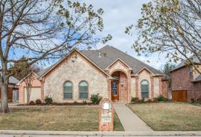 3305 Vista Lake Circle
