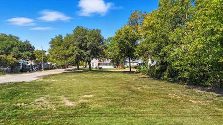 9002 Santa Clara Drive