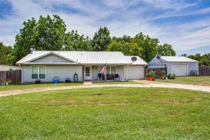 303 Oak Road
