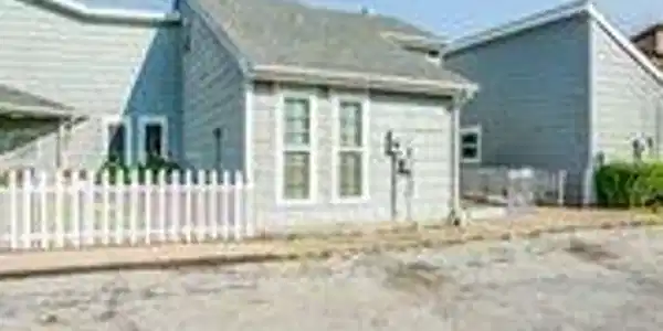 624 Harbor Circle