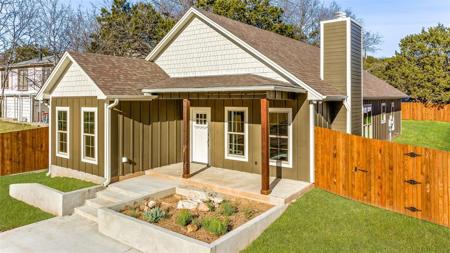 1008 Indian Drive