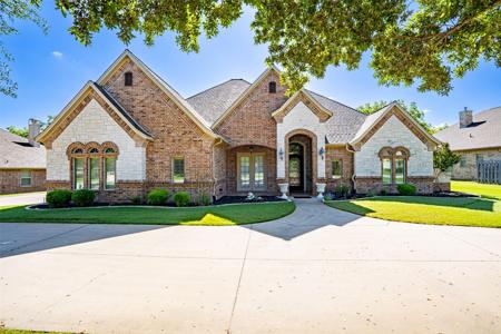 6417 Colonial Drive