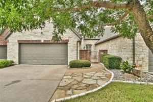 721 N Avalon Court
