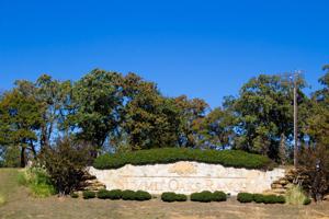6 Summit Oaks Circle