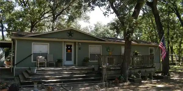 135 Walker Trace