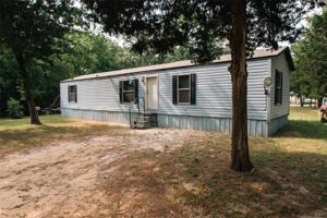 180 E Willow Lane
