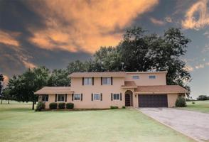 299 Clubview Drive