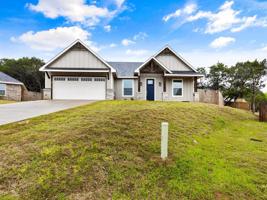 2704 Lakeridge Court