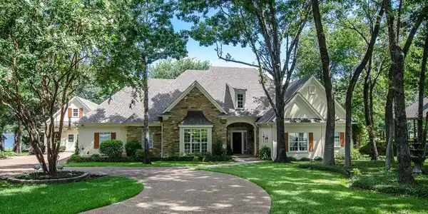 731 Grandview Drive
