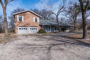 862 Lazy Acres Circle