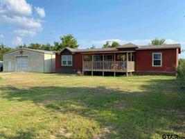 111 County Road 1977