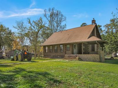 558 Hanson Drive