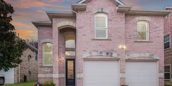 8525 Sunset Cove Court