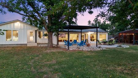 1183 Willow Road