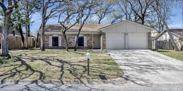 821 Timberoaks Drive