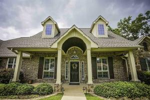 21762 Oak Leaf Lane