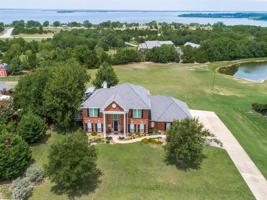 920 Lakeridge Drive