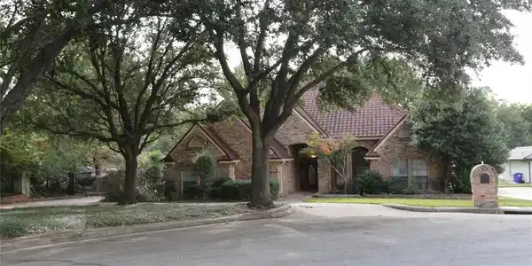 413 Driftwood Court