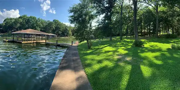 266 Pelican Point