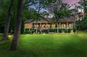 422 Briar Grove