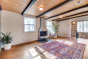 1 Bridlepath Drive