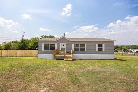 3117 hilltop Drive
