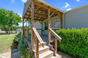 2429 Creek Drive