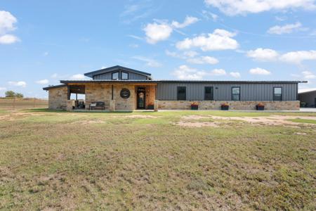 208 Private Road 107