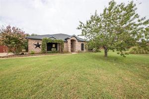 3219 Meandering Way