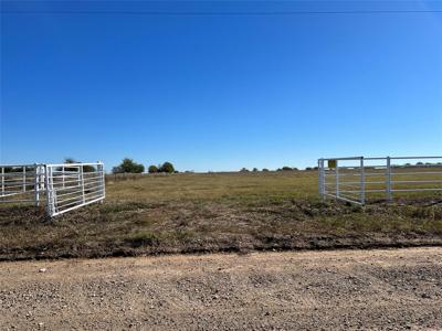TRACT 1 COUNTY RD 2815