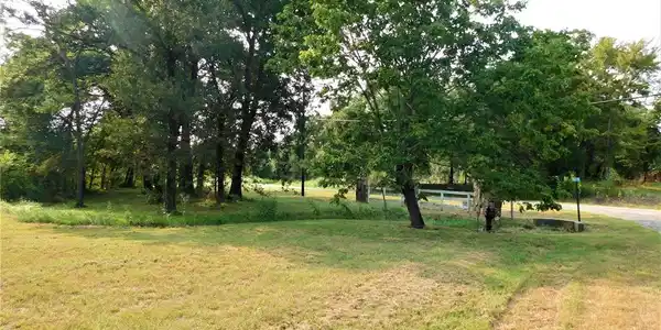 L 56 SE County Road 2230F
