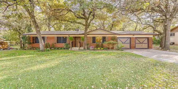 1008 Jarvis Lane