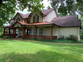 6276 Waters Edge Drive
