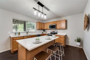 1204 Mockingbird Drive