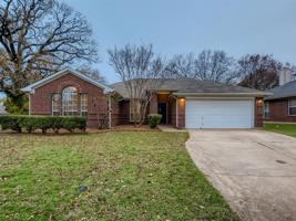 312 Plantation Oak Avenue