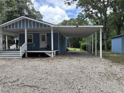 2558 Red Bud Trail