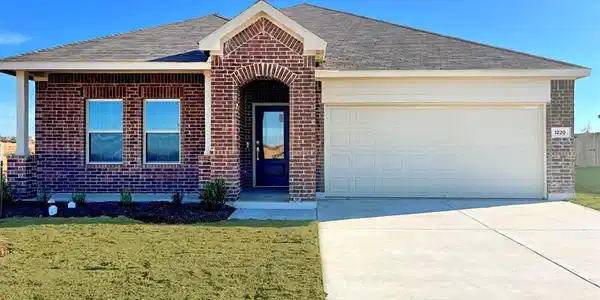 1220 Hickory Road