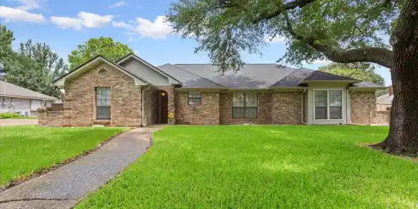 1215 Radisson Drive