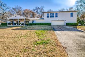 10879 Lakeside Drive