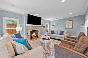 7343 La Vista Drive