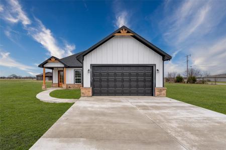 304 Anchor Lane