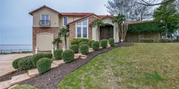 9005 Crest Ridge Court